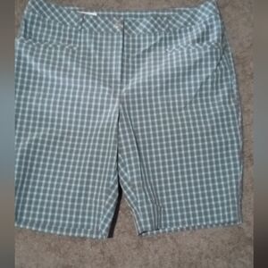 Annika Cutter & Buck women's golf shorts.  Size 14, blue and grey plaid